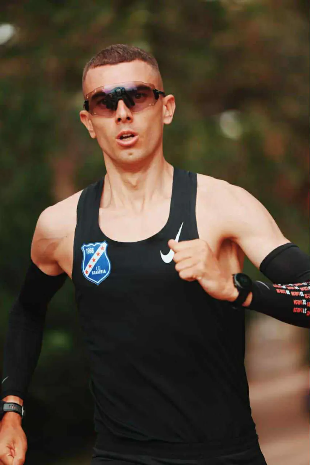 Ο «εισβολέας» των αποστάσεων: Πώς ο Amadeus Clements σε 14 μήνες άλλαξε τα δεδομένα - «Δεν υπάρχει προπονητής που να θέλει περισσότερο από εμένα να γίνω πρωταθλητής με ρεκόρ» - Α΄μέρος runbeat.gr 